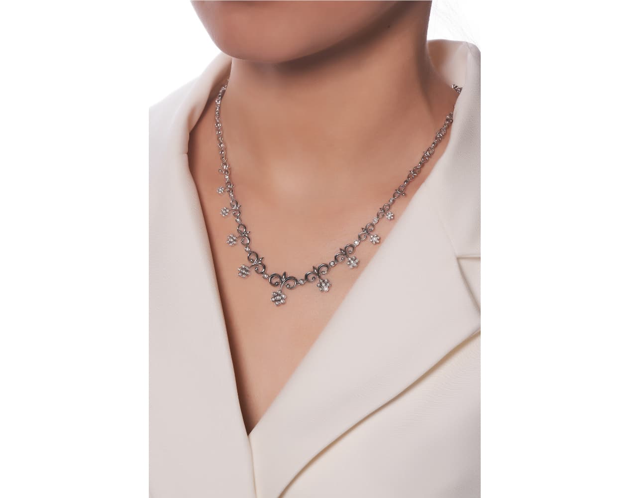necklace model NE00988.jpg